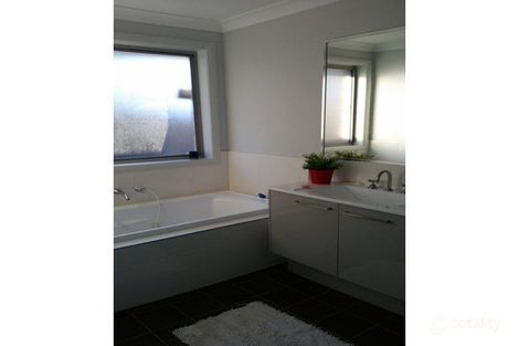 Property photo of 31 Grenada Road Glenfield NSW 2167