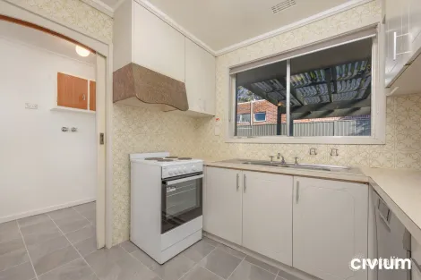Property photo of 68 Beasley Street Pearce ACT 2607