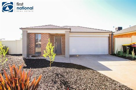 Property photo of 32 Mikada Boulevard Kilmore VIC 3764