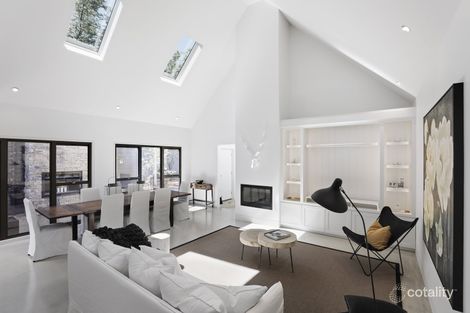 Property photo of 19 Everglades Avenue Leura NSW 2780