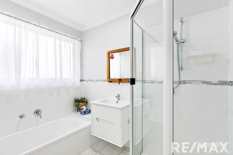 Property photo of 27 Teresa Street Nikenbah QLD 4655