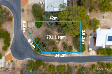 2 Lake View Rd, Preston Beach, WA 6215