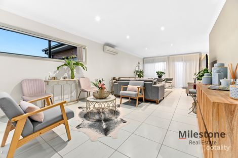 Property photo of 2/23 Burrows Avenue Dandenong VIC 3175