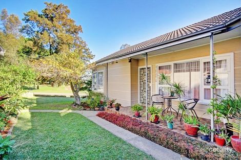 Property photo of 2 Woodlands Avenue Narwee NSW 2209