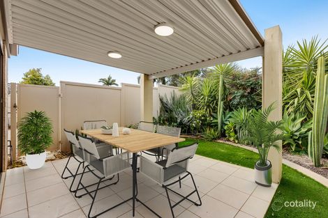 Property photo of 2/77-81 Bouganvillea Drive Middle Ridge QLD 4350