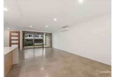 Property photo of 19 Florabella Drive Robina QLD 4226