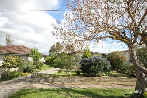 27 Langibanool Ave, Hamlyn Heights, VIC 3215