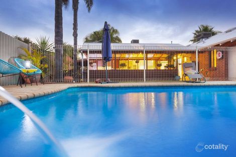 Property photo of 2 Bruce Court Leeming WA 6149