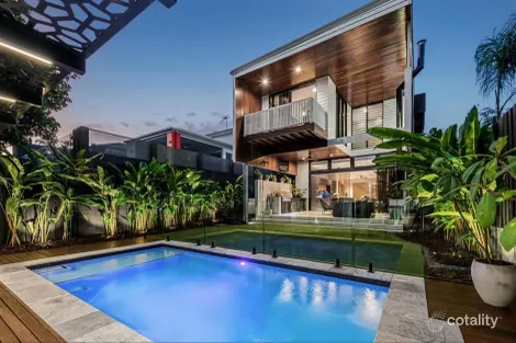 13 Gresham St, East Brisbane, QLD 4169