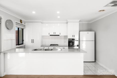 Property photo of 4 Reigate Street Caroline Springs VIC 3023