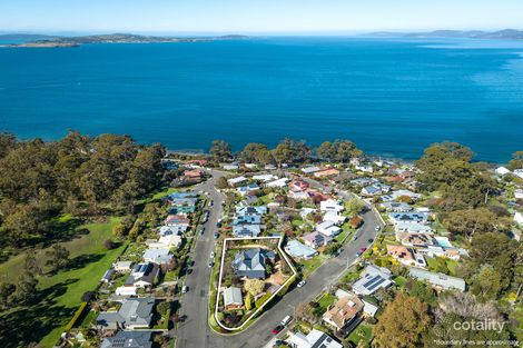 Property photo of 17 Taroona Crescent Taroona TAS 7053