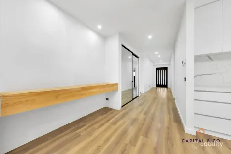 Property photo of 30 Hazel Way Mickleham VIC 3064