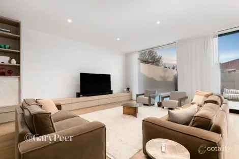 Property photo of 9B Marara Road Caulfield South VIC 3162