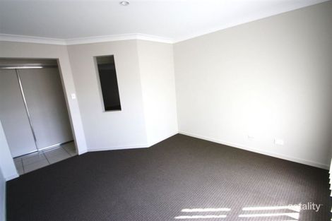 Property photo of 16 Currawong Crescent Upper Coomera QLD 4209