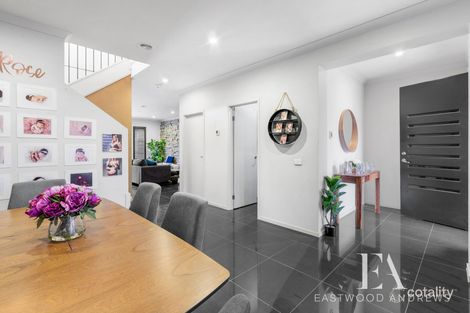Property photo of 20 Broadbeach Circuit Point Cook VIC 3030