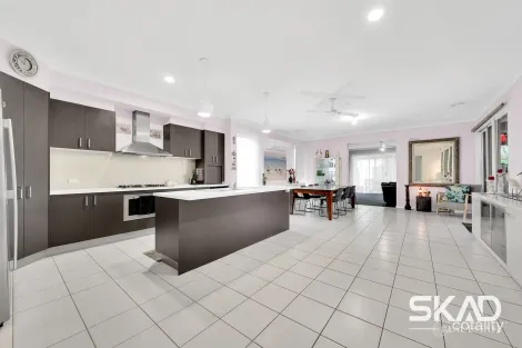 Property photo of 4 The Elms Boulevard Kilmore VIC 3764