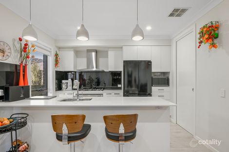 Property photo of 32 Islington Street Denham Court NSW 2565