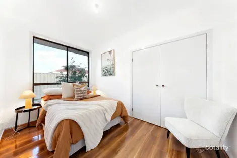 Property photo of 2/9 Entally Drive Albanvale VIC 3021