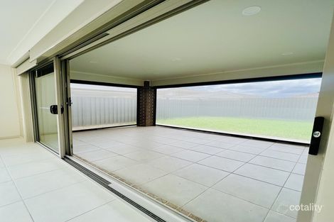 Property photo of 90 Jubilee Drive Jordan Springs NSW 2747