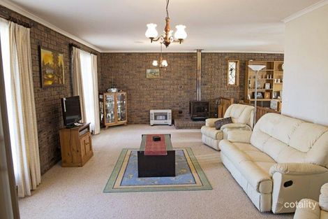 Property photo of 10 Lone Pine Avenue Corowa NSW 2646