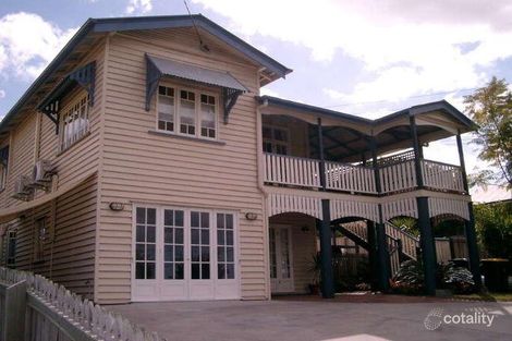 100 Gracemere St, Newmarket, QLD 4051