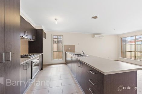 Property photo of 1 David Circuit Hillside VIC 3037
