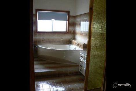 92 Pakington St, Geelong West, VIC 3218