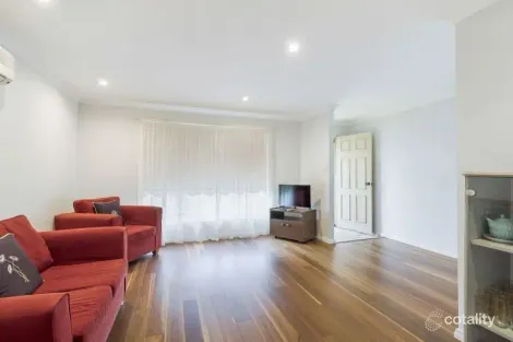 Property photo of 10 Roper Road Blue Haven NSW 2262