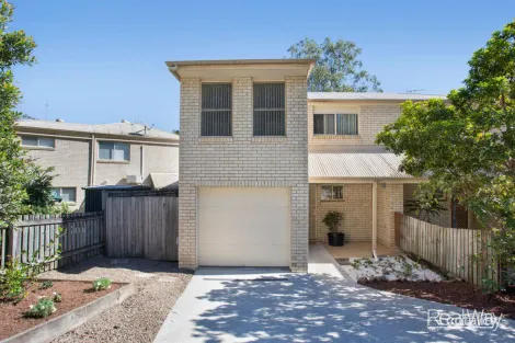 Property photo of 2/23 Ronald Street Bundamba QLD 4304