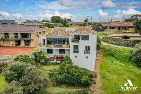 Property photo of 2 Banool Crescent Bayonet Head WA 6330