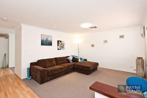 Property photo of 33 Trafalgar Gardens Port Kennedy WA 6172