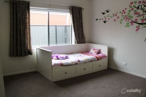 Property photo of 2 Mowbray Drive Point Cook VIC 3030