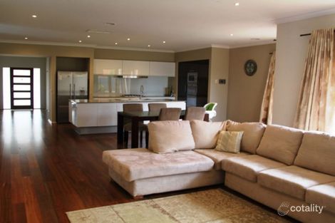 Property photo of 2 Mowbray Drive Point Cook VIC 3030