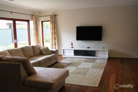 Property photo of 2 Mowbray Drive Point Cook VIC 3030