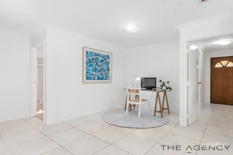 Property photo of 6 Burrows Place Parmelia WA 6167