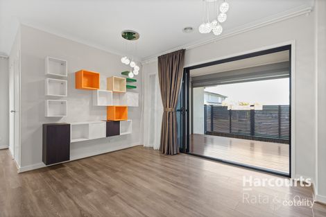 Property photo of 2 Meadowcroft Road Wollert VIC 3750