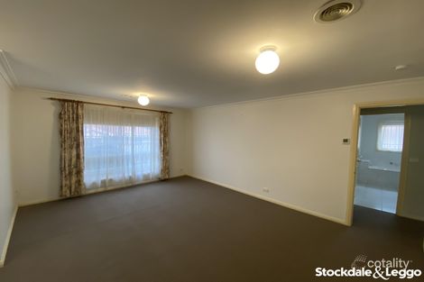 Property photo of 2/15 Riddell Street Westmeadows VIC 3049