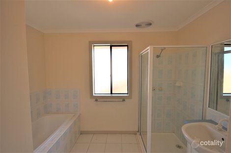 Property photo of 24 Waterbury Turn Craigieburn VIC 3064