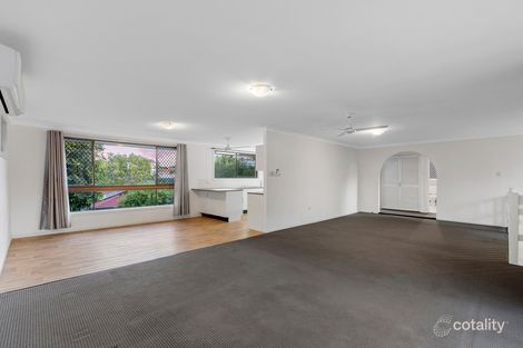 Property photo of 399 Pine Mountain Road Mansfield QLD 4122