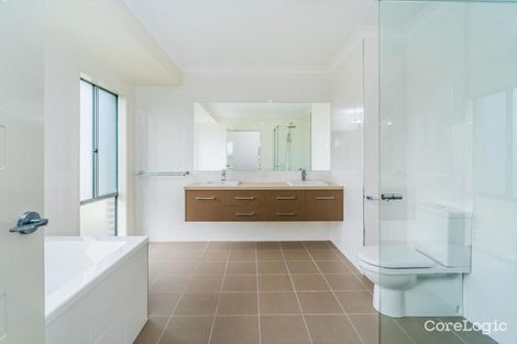 Property photo of 14 Parklands Drive Gulmarrad NSW 2463