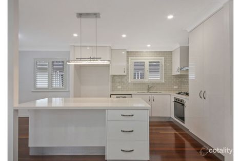 Property photo of 46 McIlwraith Avenue Norman Park QLD 4170