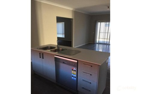 Property photo of 17 Willowtree Drive Pakenham VIC 3810
