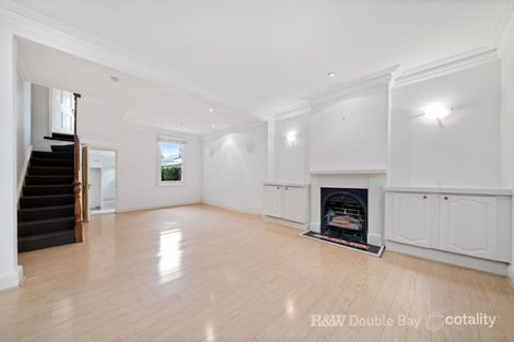 Property photo of 24 Queen Road Paddington NSW 2021