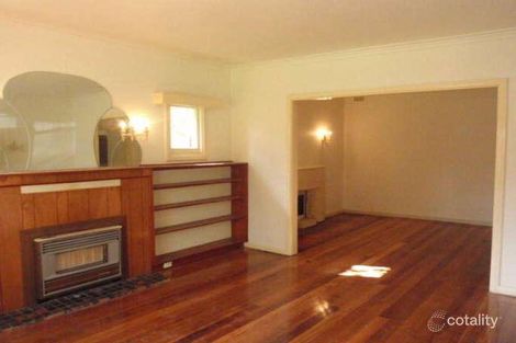 Property photo of 44 Bennett Parade Kew East VIC 3102