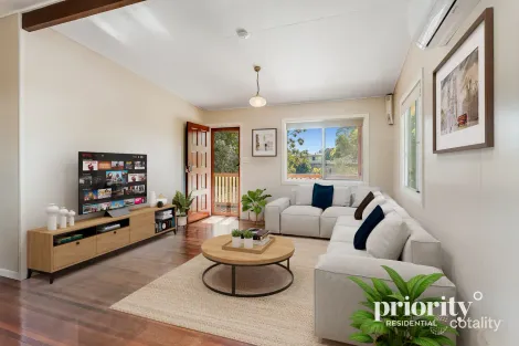 Property photo of 35 Doon Street Kallangur QLD 4503
