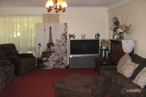 Property photo of 9 Carleton Crescent Forrestfield WA 6058