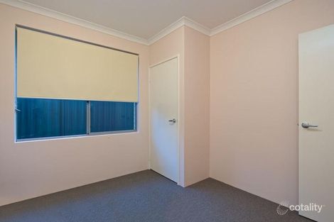 Property photo of 78 Wintergreen Crescent Treeby WA 6164