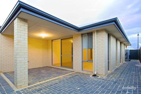 Property photo of 78 Wintergreen Crescent Treeby WA 6164