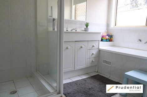 Property photo of 48 Larapinta Crescent St Helens Park NSW 2560
