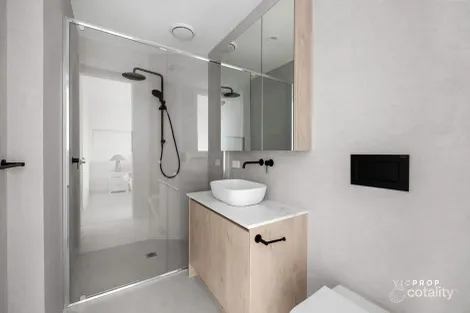 Property photo of 31 Buckingham Crescent Doncaster VIC 3108